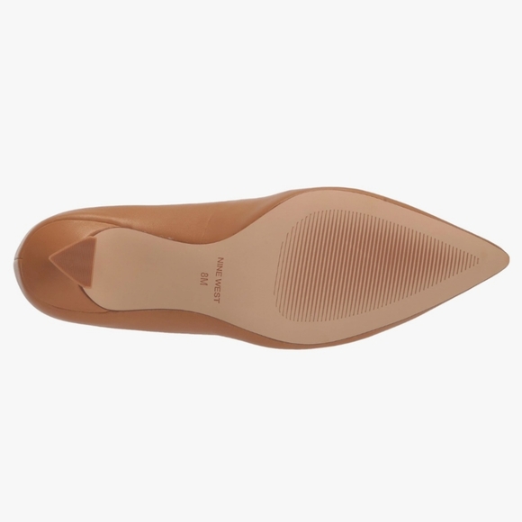 Nine West Workin Pointy Toe Pumps - Picture 3 of 8